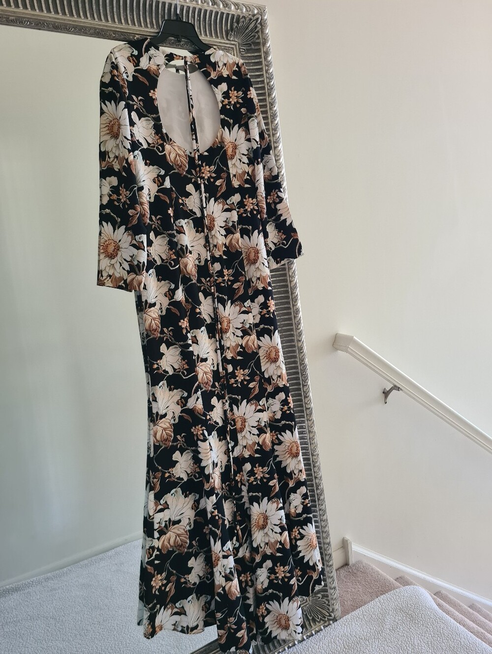 OSCAR DE LA RENTA Long Sleeve Cutout Back Crepe Daisy Gown US 14 Org $3,690 - Picture 6 of 16